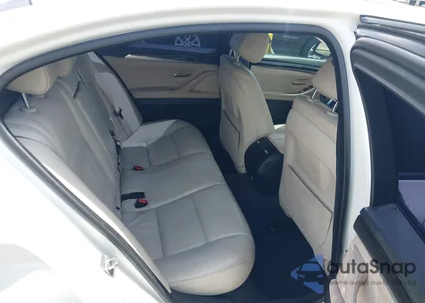 2015 BMW 528I из США, поврежденный, VIN WBA5AC57FD523988